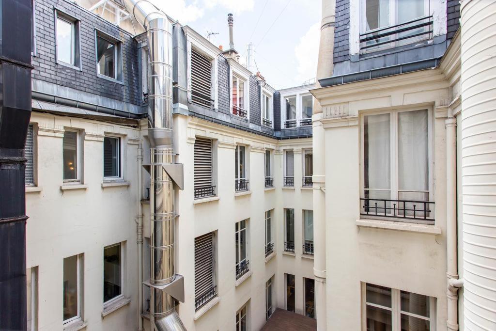 Intimate Apartment - 1Br-2P - Champs Elysees Париж Екстериор снимка